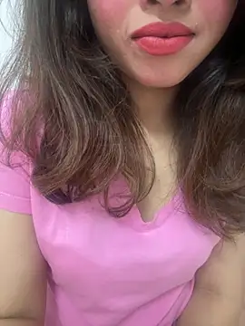 Webcam Model (riya_sharma11)  is live.Free join now!