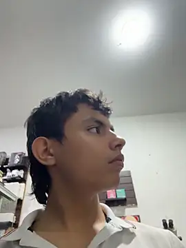 two_cam_latin (G young) - deep throat