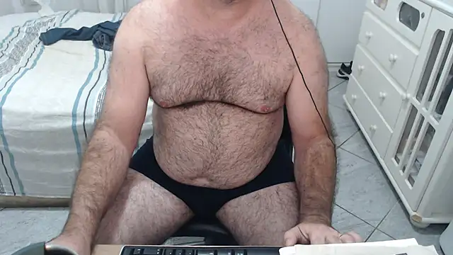 mysterbearmg (Ask my age) - CUM IN GOAL - Add Inst - Mysterbearmg