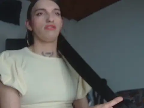 Scarlett_crastrawberry webcam