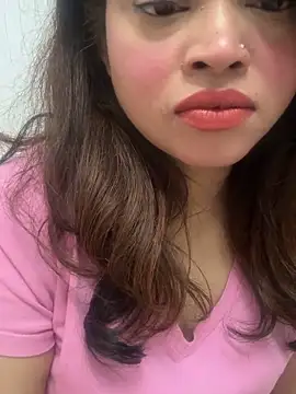 Webcam Model (riya_sharma11)  is live.Free join now!