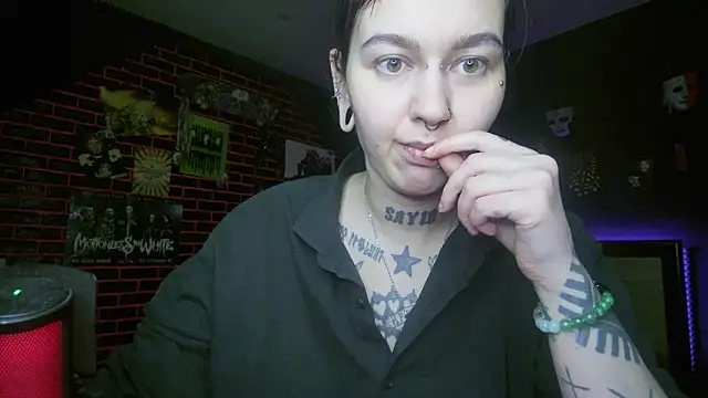 MoorderxDoll webcam
