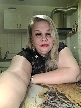 ariannamilf (F milf) - Golden Oil  Temptation!!!❤️