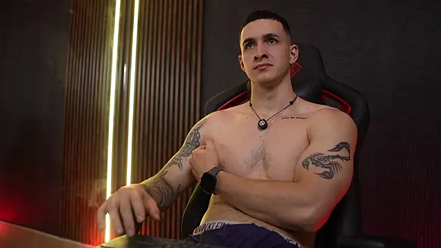 JacksonOlsenn live sex cam