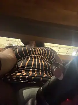 zarahferreira (F young) - Suck your tits