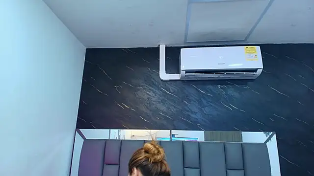 kissme_luna live sex cam