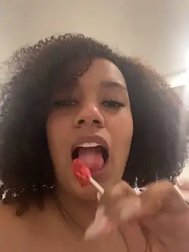 tokishaaa10 - Tokishaaa10's free webcam - UK Sex Cams