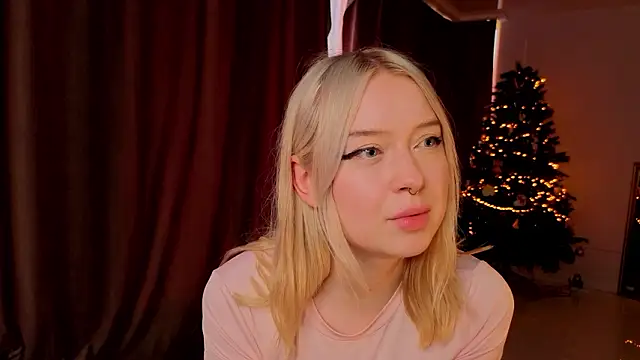 ChristinBland webcam