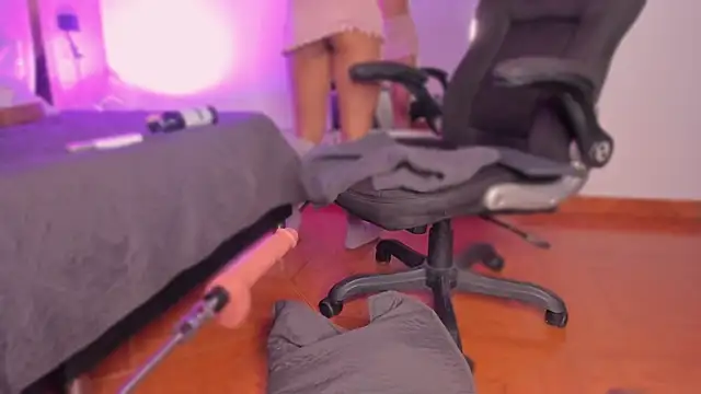 Emmily_Savage webcam