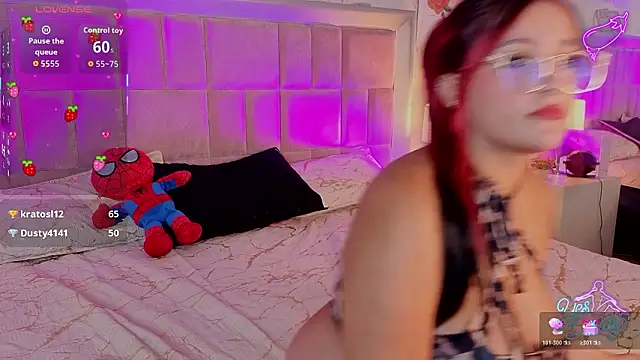 alanaodison - AlanaOdison's free webcam