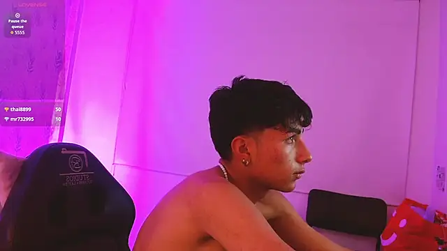 osamu_tay - Osamu_tay's free webcam