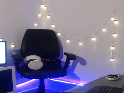 CherryH0ttie live sex cam