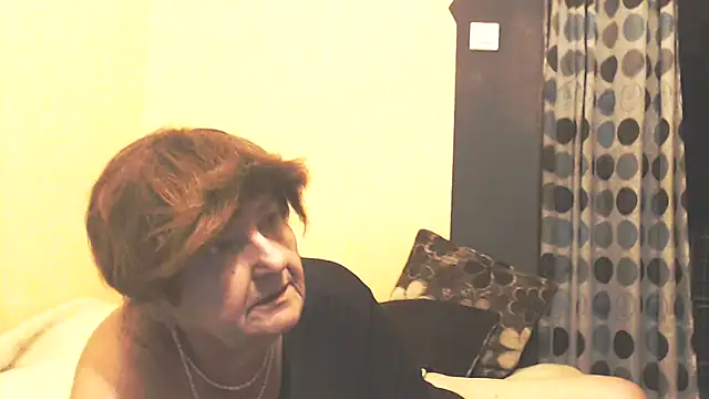 MioritaHard live sex cam