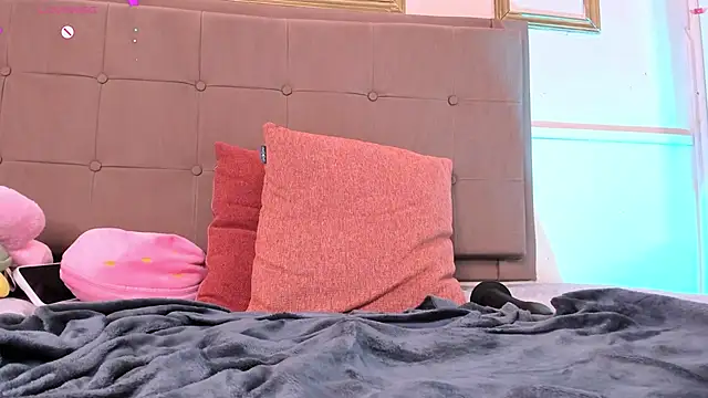 amandalee01 - Amandalee01's free webcam - UK Sex Cams