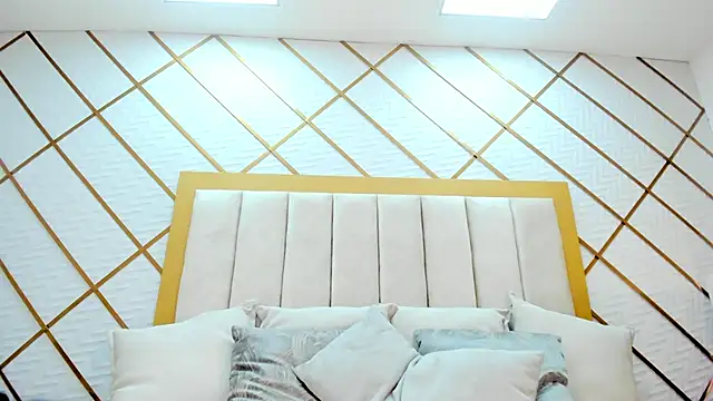 VictoriaShelby webcam