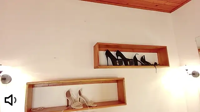 NoahMonroe_11 webcam