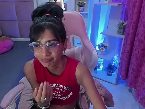 KarlaSlutSkinny__ webcam