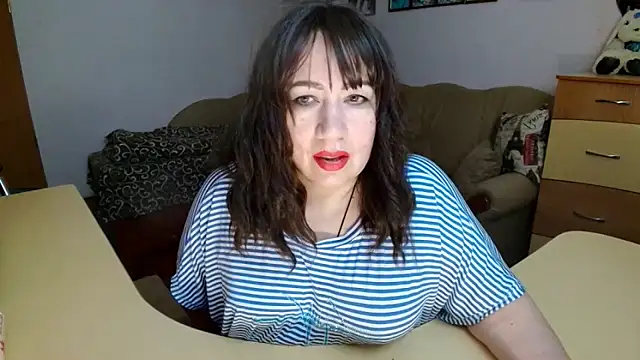 Lucretia_Goldi_ webcam