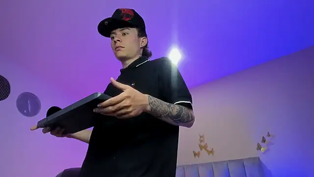 nascary_fox - Nascary_Fox's free webcam