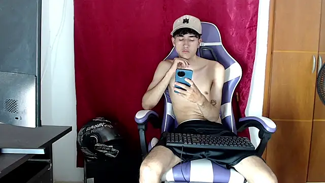 Johnny_cagee_ webcam