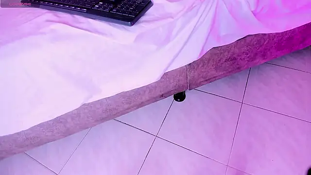 luciagray1 - Luciagray1's free webcam