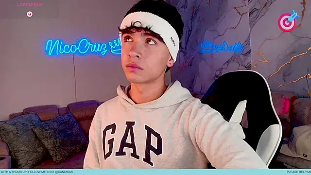 Niico_Cruz webcam