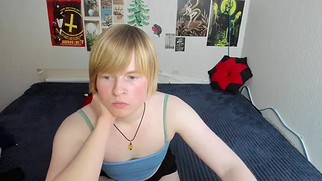 Cattie_w_ webcam