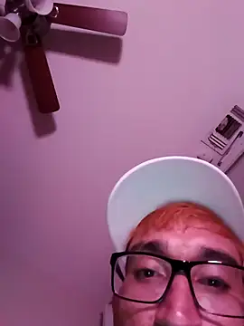 Rainbowboi@xh webcam