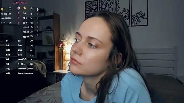 MalvinaTrafford webcam