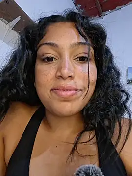 Webcam Model (Putaalexa)  is live.Free join now!