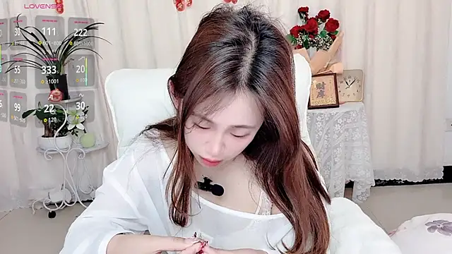 美女Darkn0t在线直播