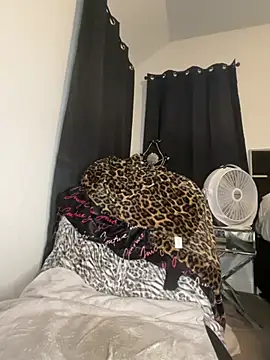 Exotic_Queen_ webcam