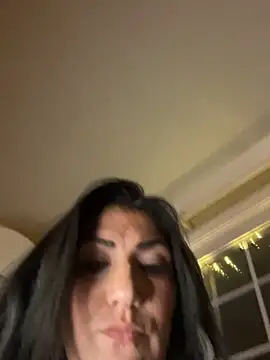 LittleMissEeve's live cam