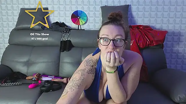 JadeStarUK webcam