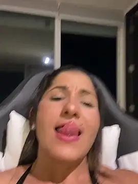 AlejandritaMilano webcam