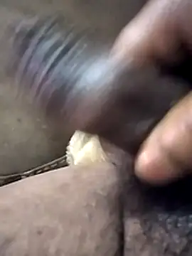 Curvy_Pounder webcam