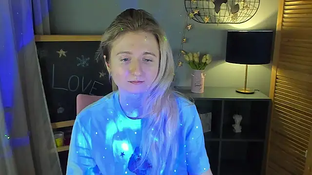 CamillaDreamer webcam