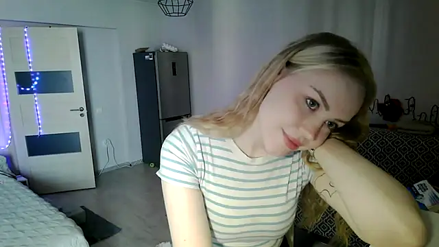 lunapeony - LunaPeony's free webcam
