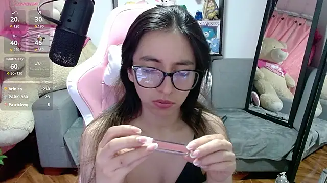 maggie_fox3 - Maggie_Fox3's free webcam