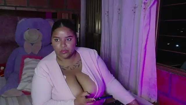 Valentina_belmont webcam