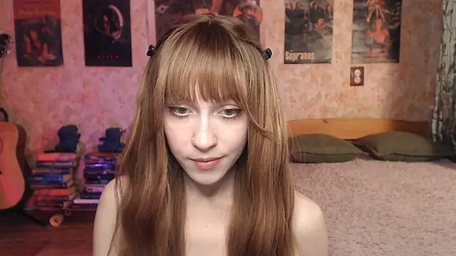 Friendly_Ellie webcam