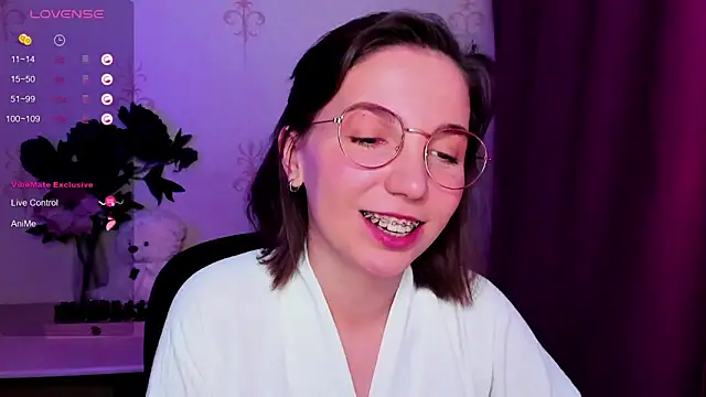 KindHazelHere_ webcam