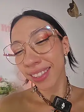 selene_starkk (F young) - squirt on you