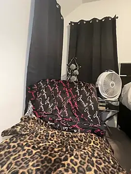 Exotic_Queen_ webcam