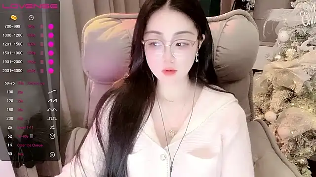 Monica-666888- webcam