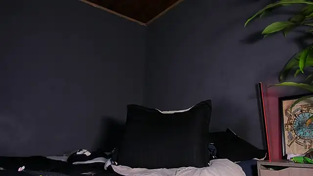 Angel_Snowhotxxx webcam