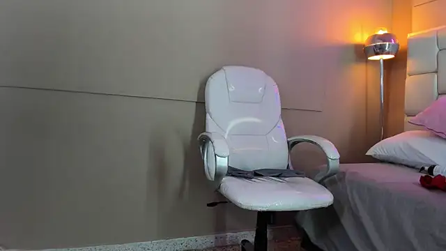 Evelyn_sexy18 webcam