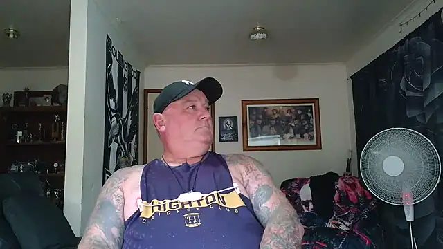 KINKYBLUEYES69 webcam