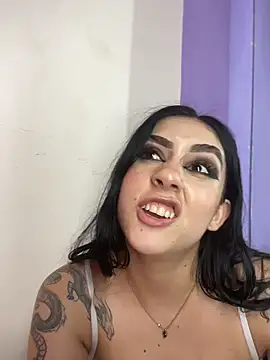 Webcam Model (sharlot24)  is live.Free join now!