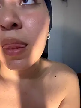 MatchedEyebrow webcam